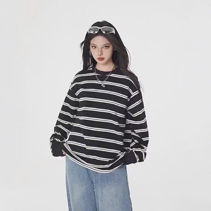 Black and White Striped Long Sleeve T-Shirt Trendy Simple Fashion Base Layer for Couples Loose Top for Basic T Versatile 2025 Hot Style